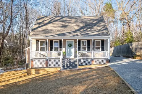 8810 S Boones Trail Rd, Richmond, VA 23236