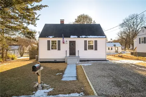 802 Pine Ave, Hopewell, VA 23860