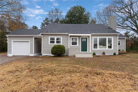 3343 Buckingham Rd, Powhatan, VA 23139