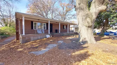 306 N 12th Ave, Hopewell, VA 23860