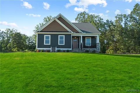 2153 Kennington Pkwy N, Aylett, VA 23009