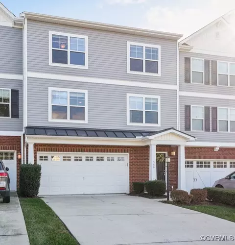 568 Abbey Village Cir, Midlothian, VA 23114