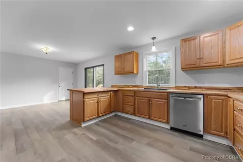 3816 Cappahosic Rd, Gloucester, VA 23061 photo 11