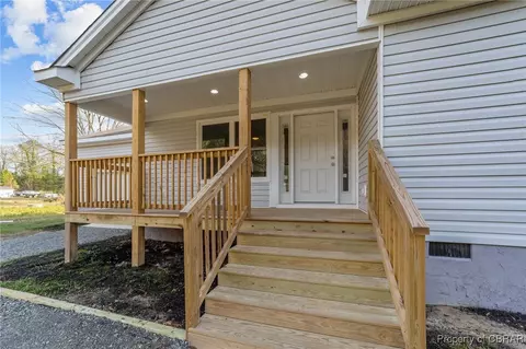 3816 Cappahosic Rd, Gloucester, VA 23061 photo 2