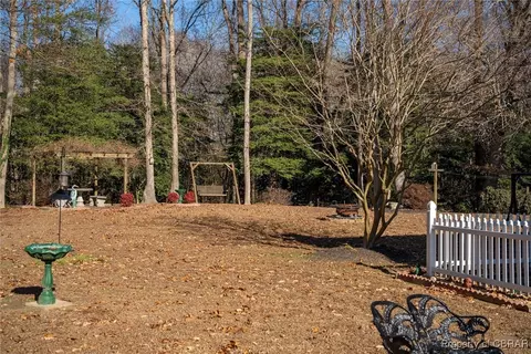 Exterior - 232 Dixie Dr, Dutton, VA 23050 photo 10 of 12