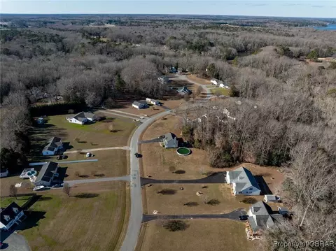 View/Area - 232 Dixie Dr, Dutton, VA 23050 photo 5 of 10