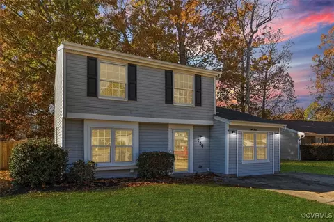 724 Chatsworth Dr, Newport News, VA 23601