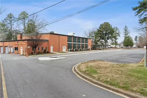 Exterior - 404 Beulah Rd, Sandston, VA 23150 photo 5 of 5
