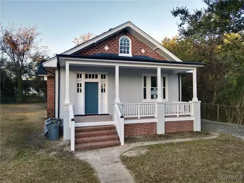 910 Prince Ave, Petersburg, VA 23803