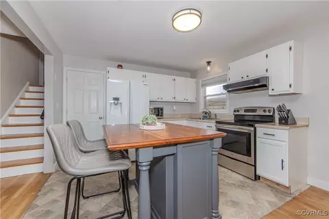Kitchen - 1516 Sandgate Rd, Midlothian, VA 23113 photo 2 of 2