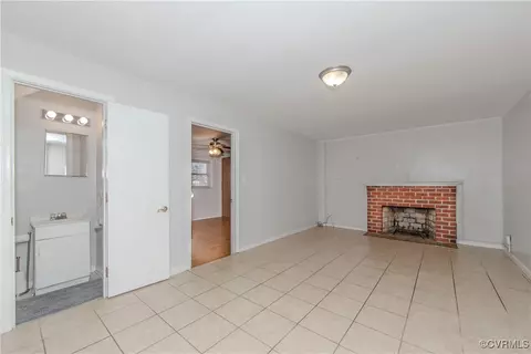 Living - 1516 Sandgate Rd, Midlothian, VA 23113 photo 1 of 4