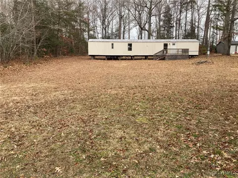 981 Beanes Rd, Heathsville, VA 22473