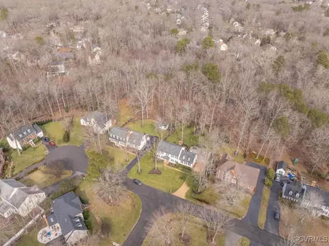 View/Area - 1007 Cedar Crossing Ter, Midlothian, VA 23114 photo 4 of 7