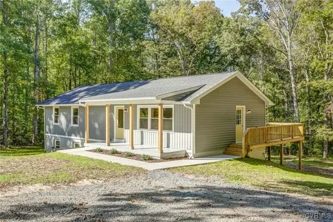2958 Lowry Rd, Columbia, VA 23038