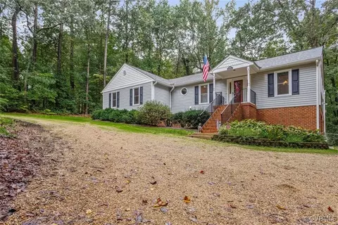 12440 Percival St, Chester, VA 23831