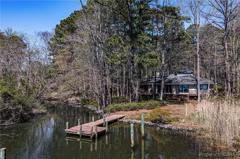 229 Oyster House Rd, White Stone, VA 22578