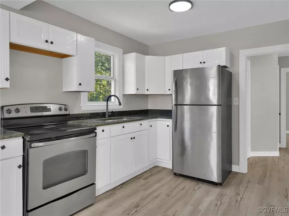 Kitchen - 314 Highland Ave, Colonial Heights, VA 23834 photo 1 of 4