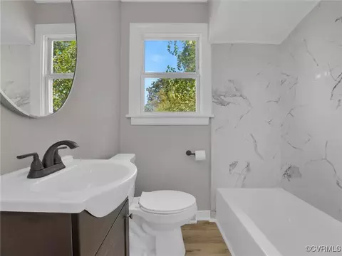 Bath - 314 Highland Ave, Colonial Heights, VA 23834 photo 1 of 2