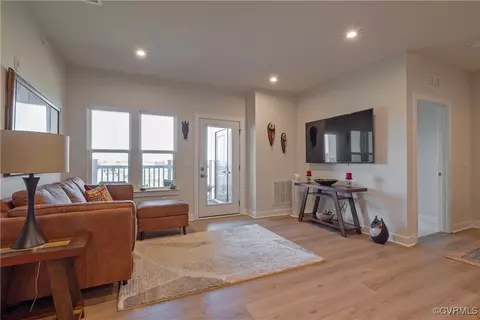 3700 Maze Runner Dr #404, Midlothian, VA 23112 photo 11