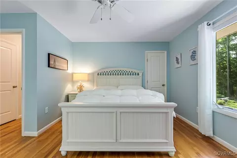 Bedroom - 175 N Oakes Cir, Saluda, VA 23149 photo 2 of 5