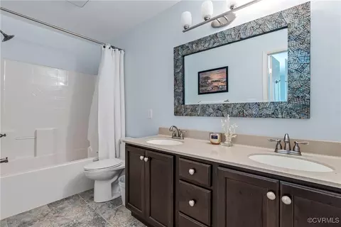Bath - 175 N Oakes Cir, Saluda, VA 23149 photo 4 of 4