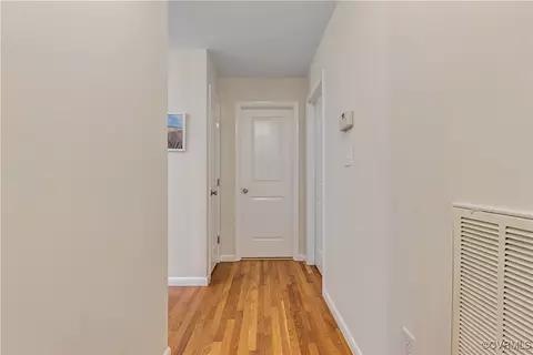 Entry Way - 175 N Oakes Cir, Saluda, VA 23149 photo 4 of 4