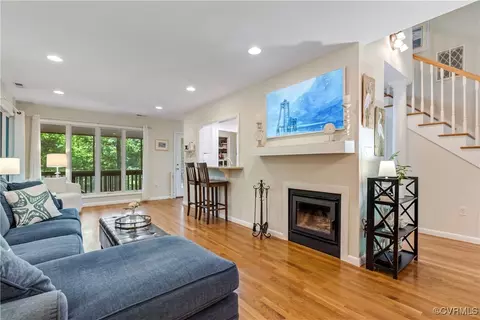Living - 175 N Oakes Cir, Saluda, VA 23149 photo 1 of 2