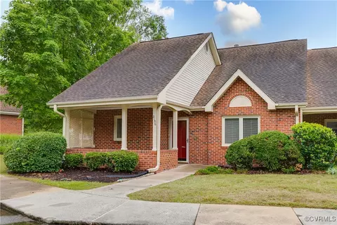 3156 Lake Village Dr, Richmond, VA 23235