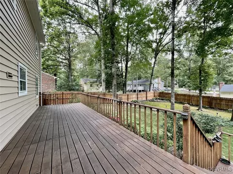 Exterior - 11230 Forestwind Dr, Midlothian, VA 23112 photo 3 of 6