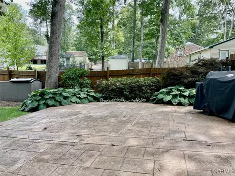 Exterior - 11230 Forestwind Dr, Midlothian, VA 23112 photo 4 of 6
