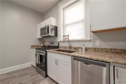 Kitchen - 2304 3rd Ave, Richmond, VA 23222 photo 3 of 3
