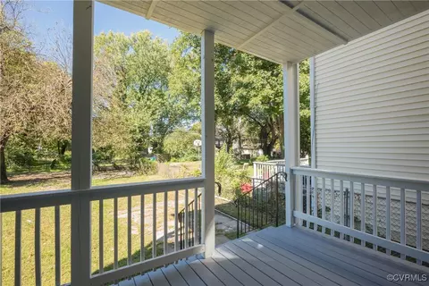 Exterior - 2304 3rd Ave, Richmond, VA 23222 photo 10 of 15