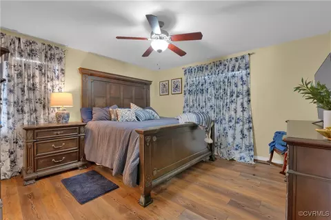 Bedroom - 9880 Knobs Hill Ln, Amelia Court House, VA 23002 photo 1 of 7