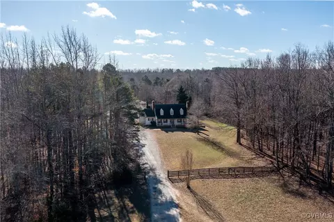 1048 Horseshoe Bend Rd, Keysville, VA 23947