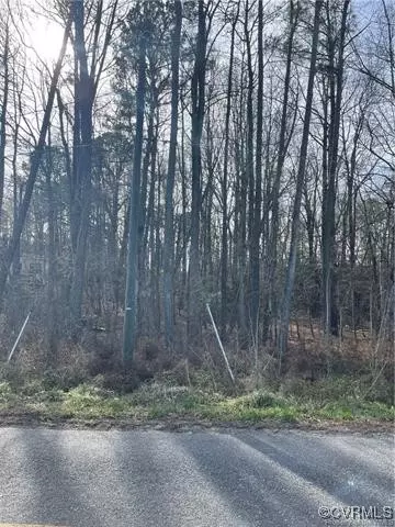 75 Travellers Rd, Shacklefords, VA 23156