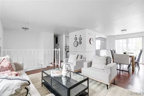 Living - 13208 Gate Post Ct, Midlothian, VA 23112 photo 6 of 9