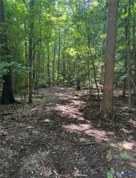 0 Tall Oaks Dr, Emporia, VA 23847