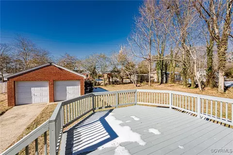 Exterior - 906 Whitehead Rd, Richmond, VA 23225 photo 3 of 8