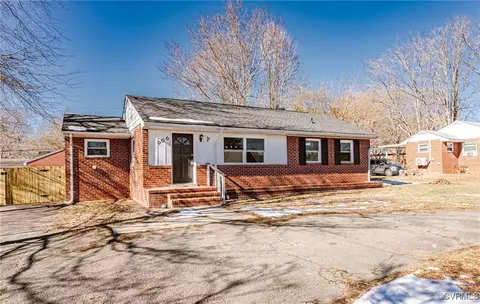 Exterior - 906 Whitehead Rd, Richmond, VA 23225 photo 2 of 8