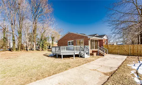 Exterior - 906 Whitehead Rd, Richmond, VA 23225 photo 6 of 8