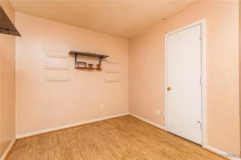 Bedroom - 5950 Warwick Rd, Richmond, VA 23224 photo 2 of 3