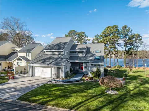 14006 Bayport Landing Ter, Midlothian, VA 23112