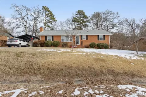 16121 Edgewood Dr, Chester, VA 23831
