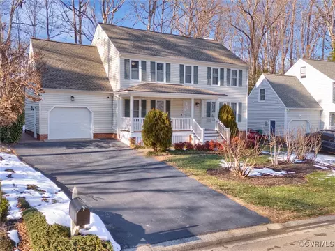 5508 Chestnut Bluff Rd, Midlothian, VA 23112 photo 3