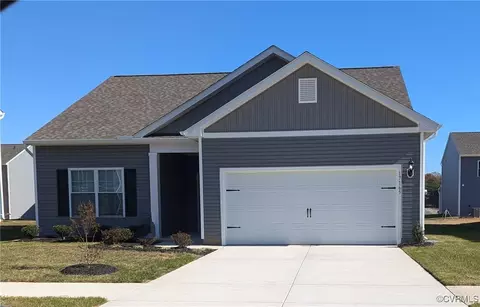 17165 Russell Coghill St, Bowling Green, VA 22427