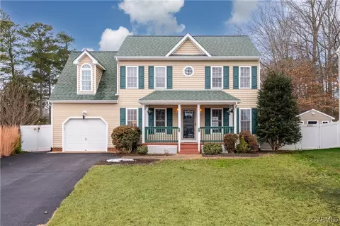 3936 Ivyridge Dr, Chester, VA 23831
