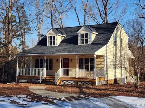 11326 Carriage Rd, Providence Forge, VA 23140