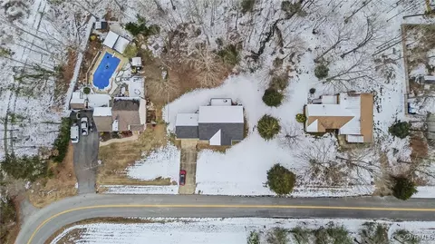 View/Area - 4752 Treely Rd, Chester, VA 23831 photo 1 of 1
