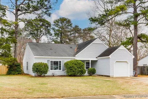 Exterior - 1 Ruby Ct, Hampton, VA 23666 photo 1 of 6