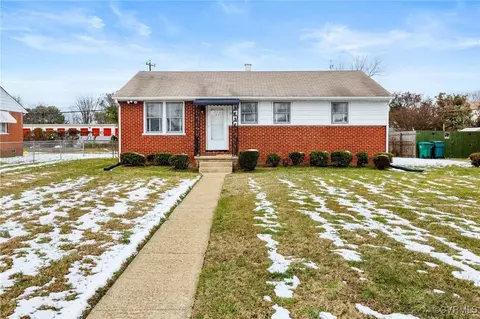 2216 Apollo Rd, Richmond, VA 23223